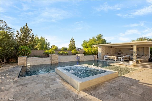 7009 Connor Cove Street, Las Vegas, NV 89118