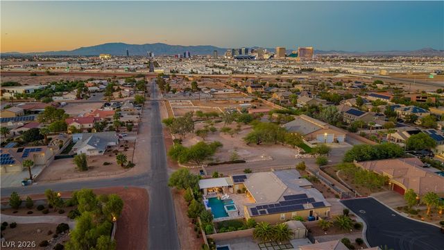7009 Connor Cove Street, Las Vegas, NV 89118