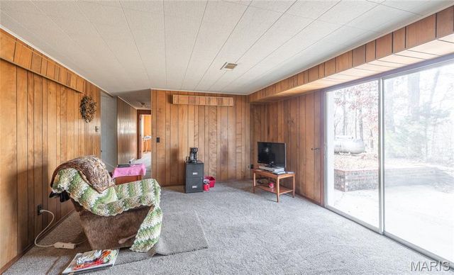 59723 Highway 21, Ellington, MO 63638