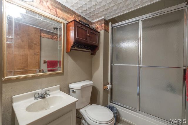 59723 Highway 21, Ellington, MO 63638