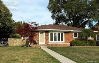 1459 Mulberry Street, Mount Clemens, MI 48043