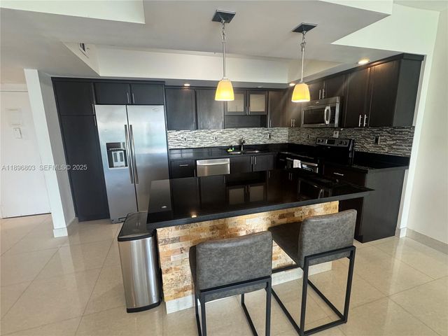 19370 Collins Avenue 1520, Sunny Isles Beach, FL 33160