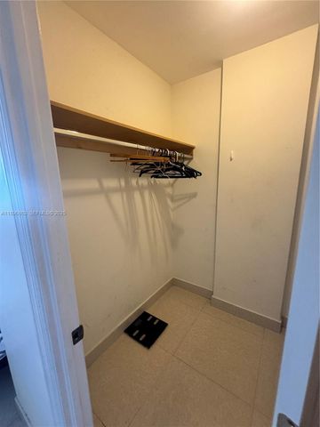 19370 Collins Avenue 1520, Sunny Isles Beach, FL 33160