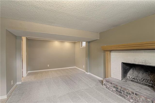 823 Englewood Street, Lansing, KS 66043