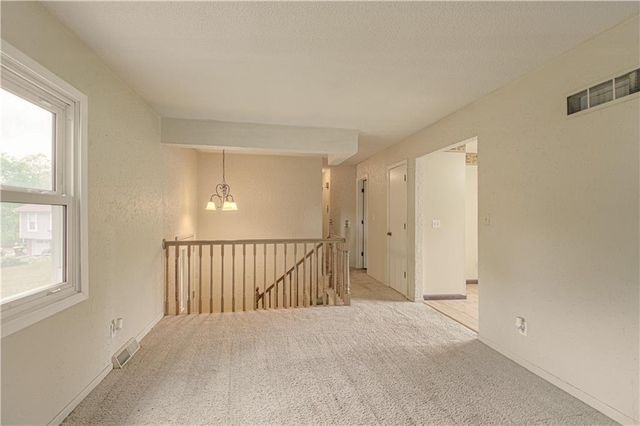 823 Englewood Street, Lansing, KS 66043