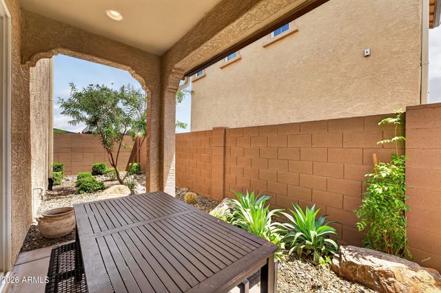 10207 E ULYSSES Avenue, Mesa, AZ 85212