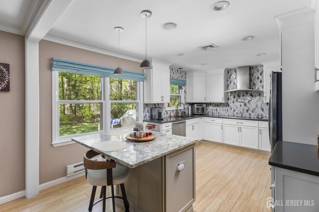 678 yarborough Way A, Monroe, NJ 08831