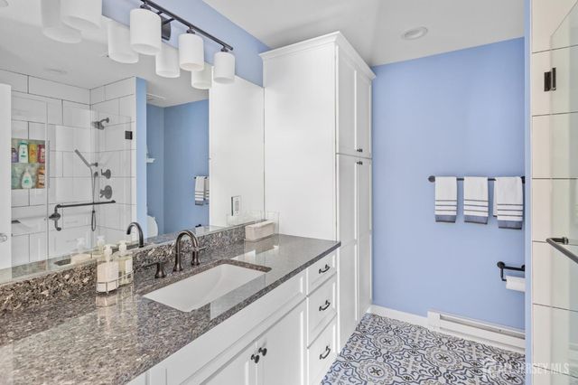 678 yarborough Way A, Monroe, NJ 08831