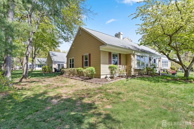 678 yarborough Way A, Monroe, NJ 08831