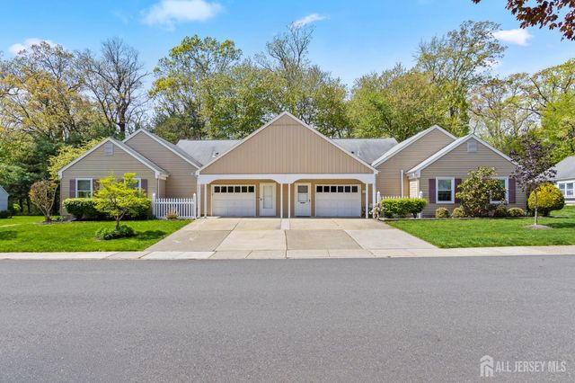 678 yarborough Way A, Monroe, NJ 08831