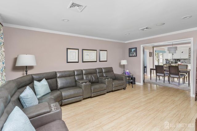 678 yarborough Way A, Monroe, NJ 08831