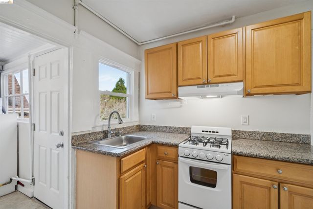 2923 Wheeler St, Berkeley, CA 94705