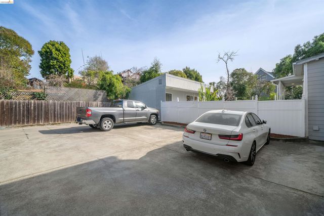 2923 Wheeler St, Berkeley, CA 94705