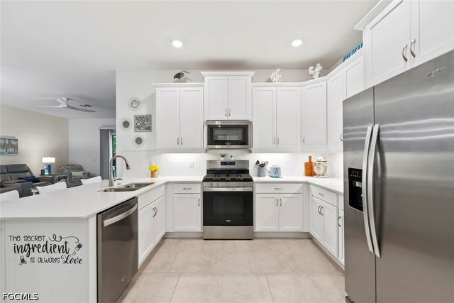 16974 Hawk CT, Punta Gorda, FL 33982