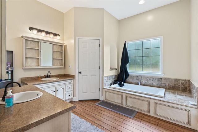 166 Freedom Lane, Commerce, GA 30530