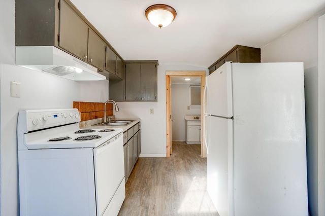 820 Ocean Street, Saint Paul, MN 55106