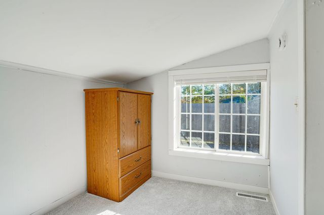 820 Ocean Street, Saint Paul, MN 55106