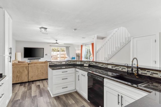 6918 Sea Turtle Circle, Navarre, FL 32566