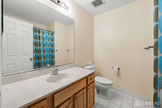 34 Amber Drive, Old Bridge, NJ 08857