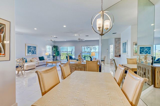 919 Augusta Pointe Drive, Palm Beach Gardens, FL 33418