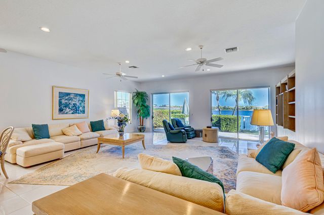 919 Augusta Pointe Drive, Palm Beach Gardens, FL 33418