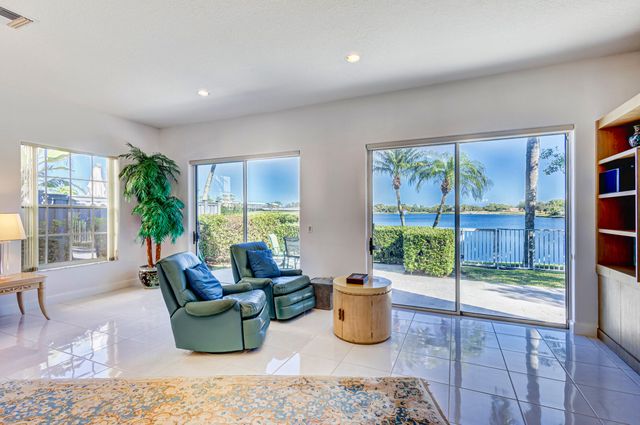 919 Augusta Pointe Drive, Palm Beach Gardens, FL 33418