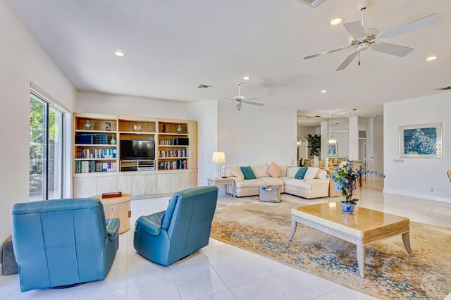 919 Augusta Pointe Drive, Palm Beach Gardens, FL 33418