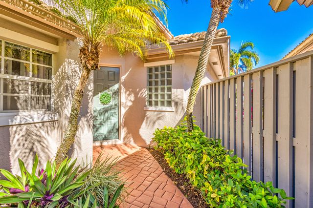 919 Augusta Pointe Drive, Palm Beach Gardens, FL 33418