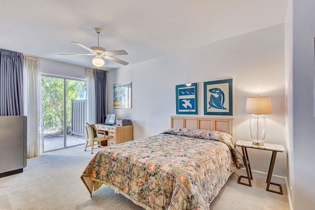919 Augusta Pointe Drive, Palm Beach Gardens, FL 33418