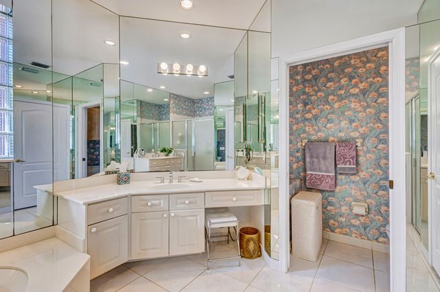 919 Augusta Pointe Drive, Palm Beach Gardens, FL 33418