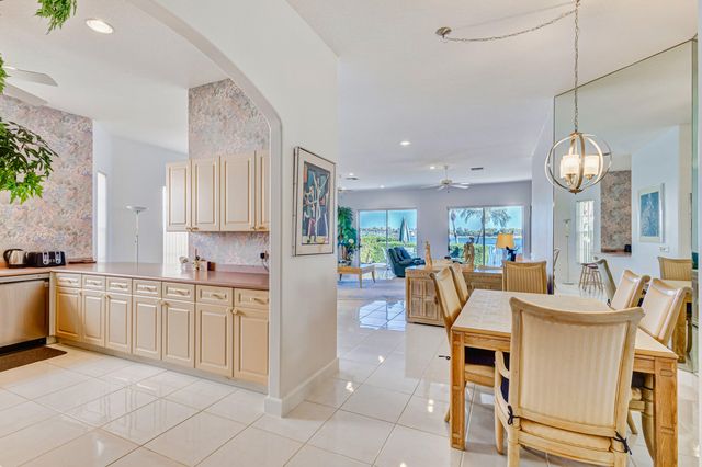 919 Augusta Pointe Drive, Palm Beach Gardens, FL 33418