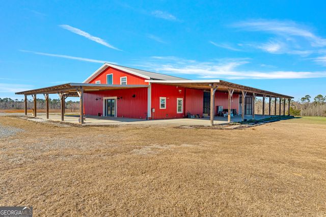 1039 Womack Road N, Garfield, GA 30425
