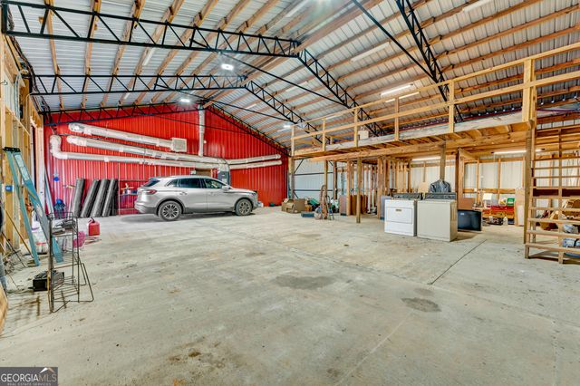 1039 Womack Road N, Garfield, GA 30425