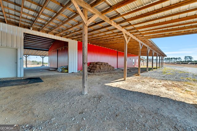 1039 Womack Road N, Garfield, GA 30425