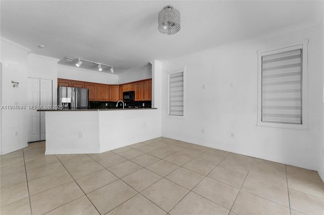 15519 SW 182nd Ln, Miami, FL 33187