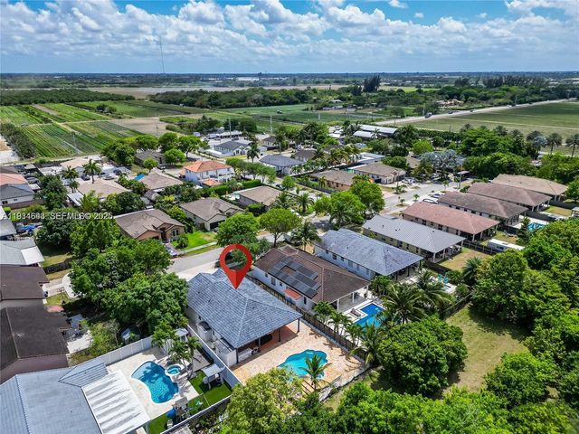 15519 SW 182nd Ln, Miami, FL 33187