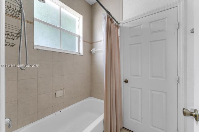 15519 SW 182nd Ln, Miami, FL 33187