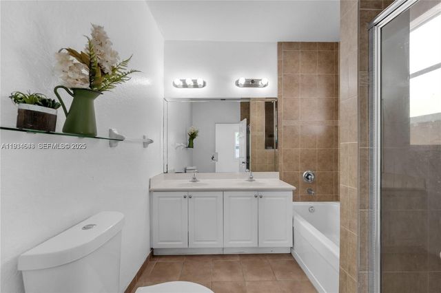 15519 SW 182nd Ln, Miami, FL 33187