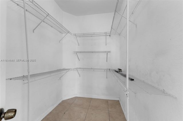 15519 SW 182nd Ln, Miami, FL 33187