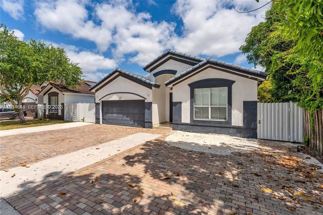 15519 SW 182nd Ln, Miami, FL 33187