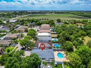 15519 SW 182nd Ln, Miami, FL 33187