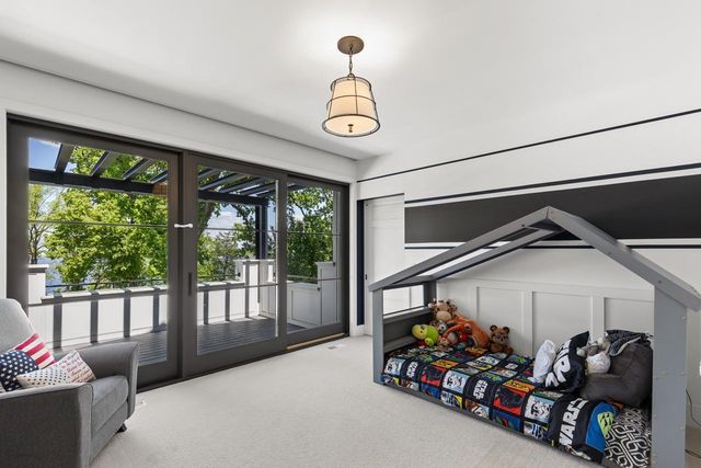 4889 E Lake Harriet Parkway, Minneapolis, MN 55419