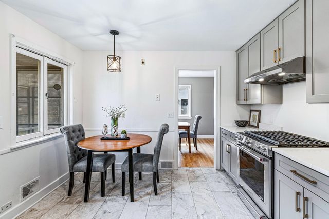 5617 Dale Avenue, Edina, MN 55436