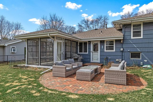 5617 Dale Avenue, Edina, MN 55436