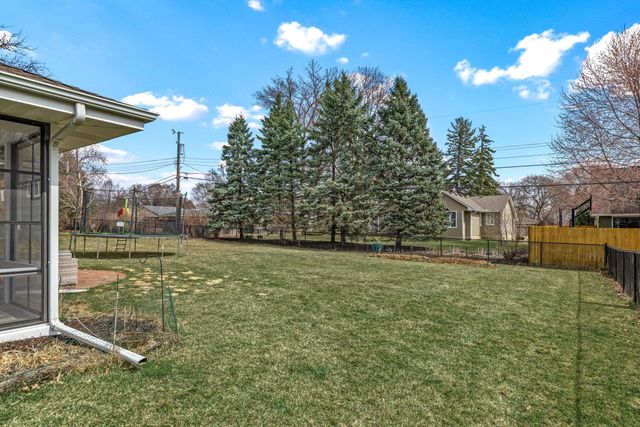 5617 Dale Avenue, Edina, MN 55436