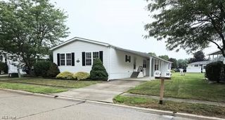 52 PERIWINKLE Drive, Olmsted Twp, OH 44138