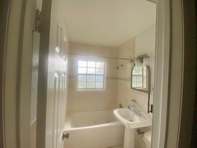 1036 NW 11TH Place, Fort Lauderdale, FL 33311