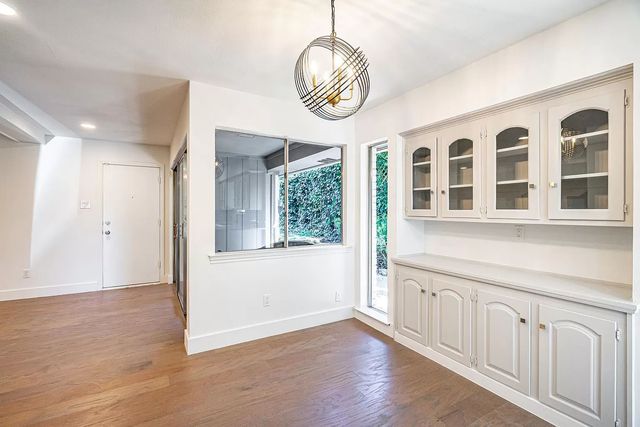 10538 Barrywood Drive, Dallas, TX 75230