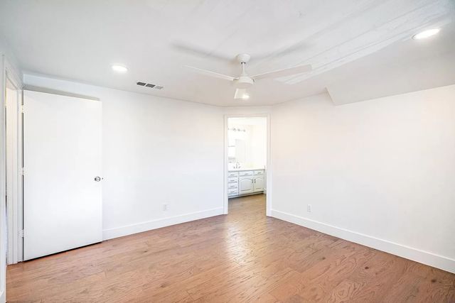 10538 Barrywood Drive, Dallas, TX 75230