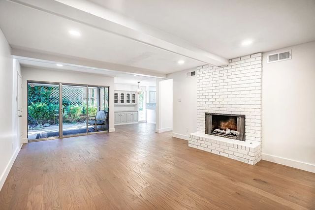 10538 Barrywood Drive, Dallas, TX 75230